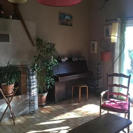 Joli Mas Au Bord De L'etang De Thau *