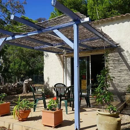 Joli Mas Au Bord De L'étang De Thau Hébergement de vacances Marseillan (Herault)