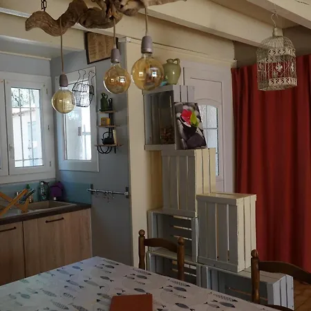 Joli Mas Au Bord De L'etang De Thau Casa de Férias